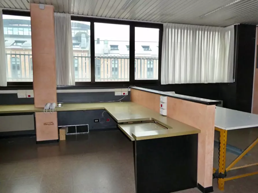 Immagine 3 di Ufficio in vendita  in vecchia ferriera a Vicenza