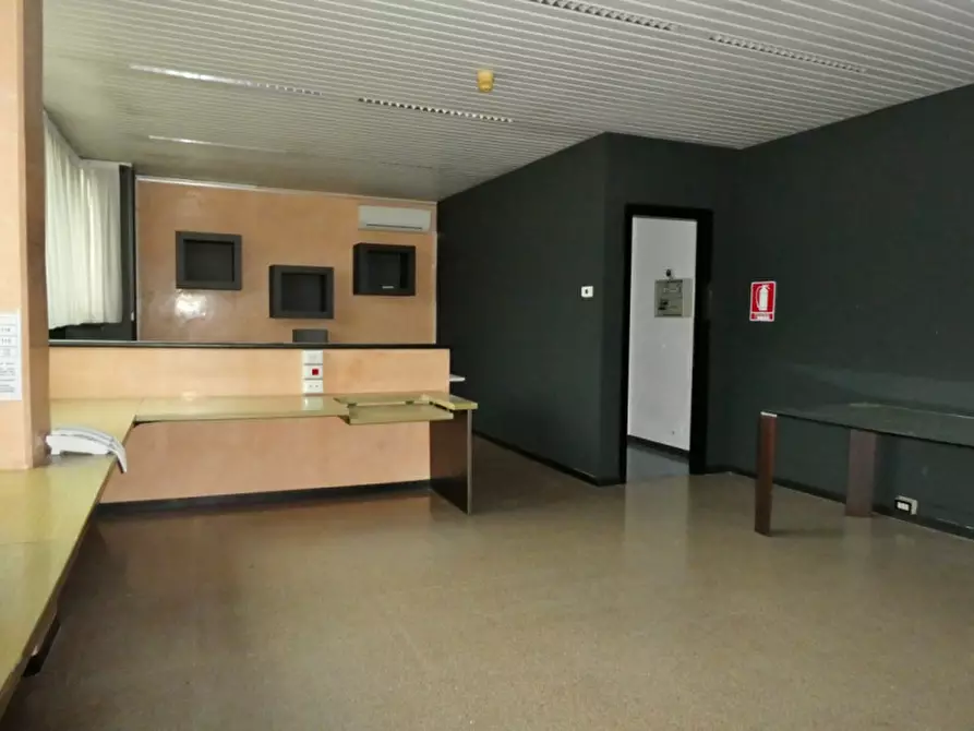 Immagine 6 di Ufficio in vendita  in vecchia ferriera a Vicenza