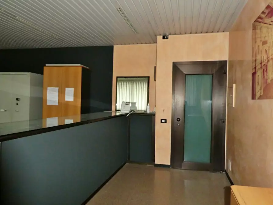 Immagine 9 di Ufficio in vendita  in vecchia ferriera a Vicenza