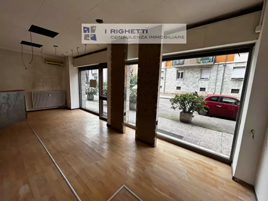 Immagine 7 di Negozio in vendita  in Andrea Doria a Verona