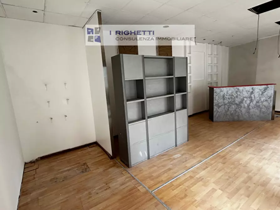 Immagine 9 di Negozio in vendita  in Andrea Doria a Verona