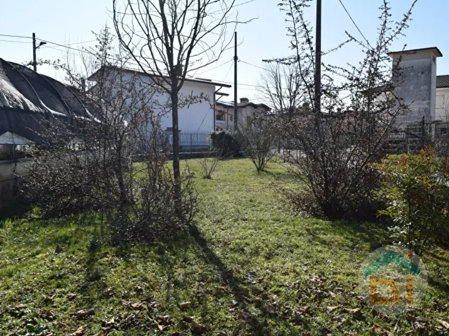 Immagine 15 di Casa indipendente in vendita  in Via Pietro Zorutti a Capriva Del Friuli