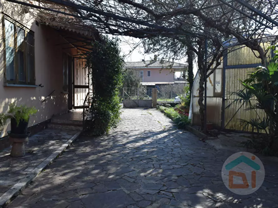 Immagine 16 di Casa indipendente in vendita  in Via Pietro Zorutti a Capriva Del Friuli