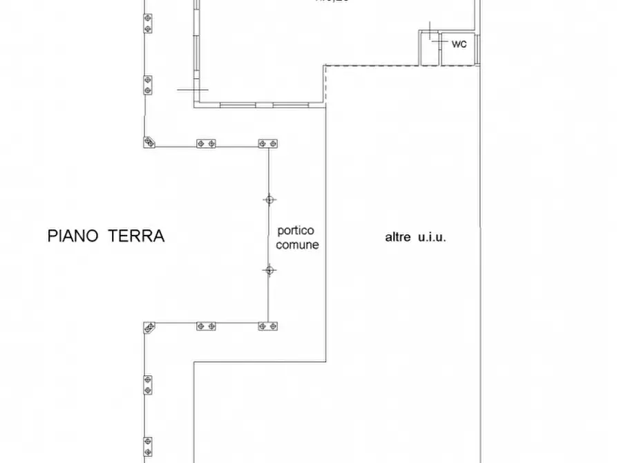 Immagine 21 di Negozio in vendita  in VIA ISORELLA, 1 a Calvisano