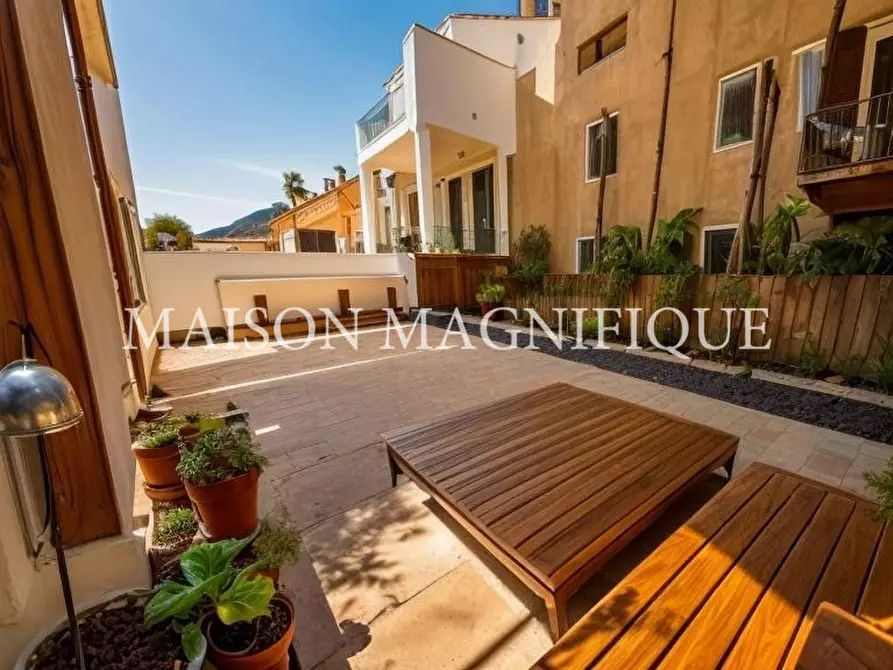 Immagine 4 di Palazzo in vendita  in Via XX Settembre 77 a Ferrara