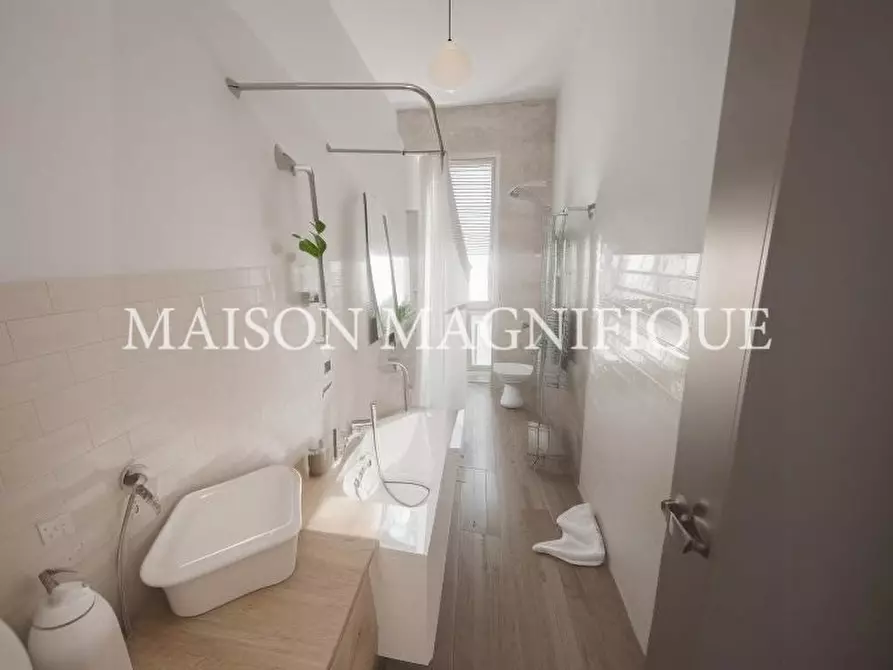 Immagine 9 di Palazzo in vendita  in Via XX Settembre 77 a Ferrara