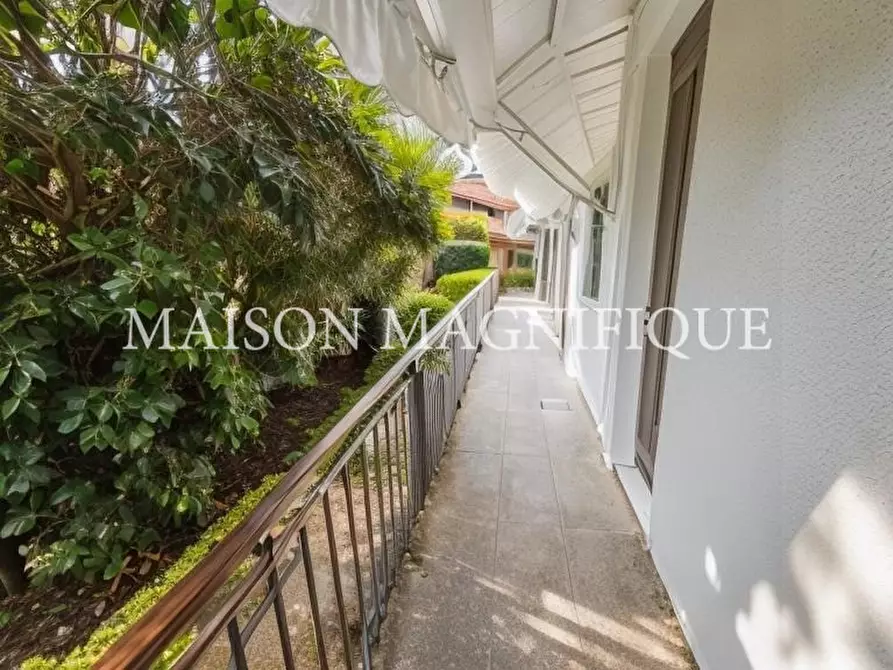 Immagine 13 di Palazzo in vendita  in Via XX Settembre 77 a Ferrara