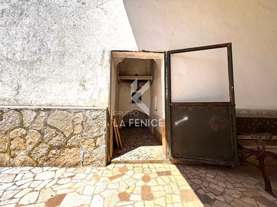 Immagine 24 di Rustico / casale in vendita  in contrada san domenico a Martina Franca