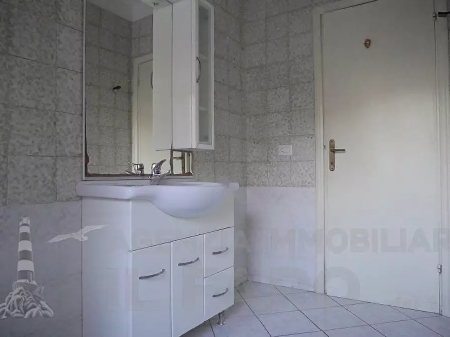 Immagine 6 di Appartamento in vendita  in Cala Chiesa a La Maddalena