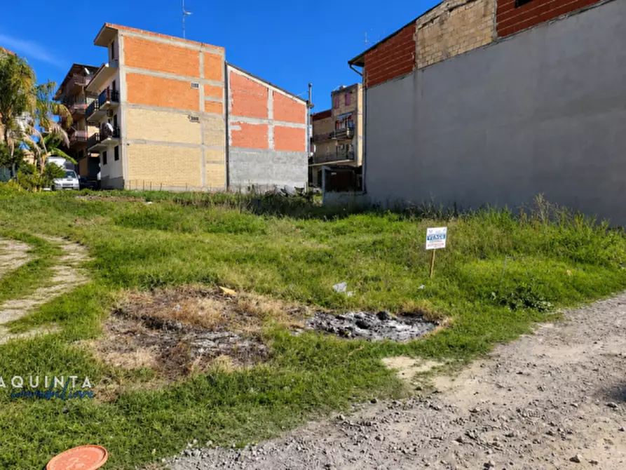 Immagine 9 di Terreno in vendita  in via ippolito Nievo snc a Palagonia