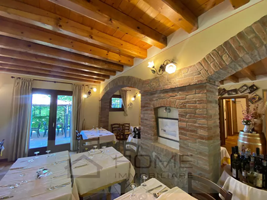 Immagine 3 di Agriturismo in vendita  in Via Belvedere a Rovolon