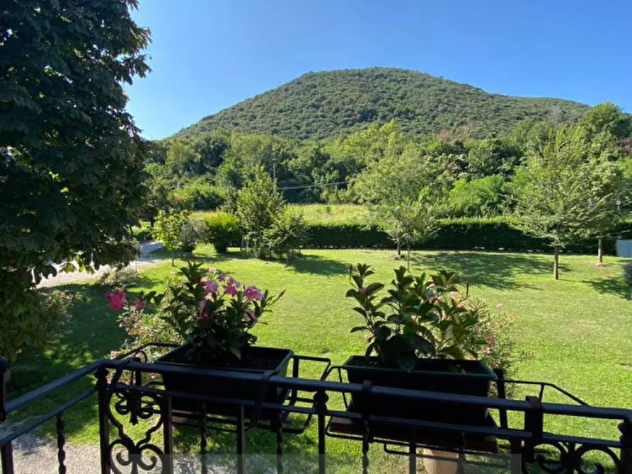 Immagine 5 di Agriturismo in vendita  in Via Belvedere a Rovolon