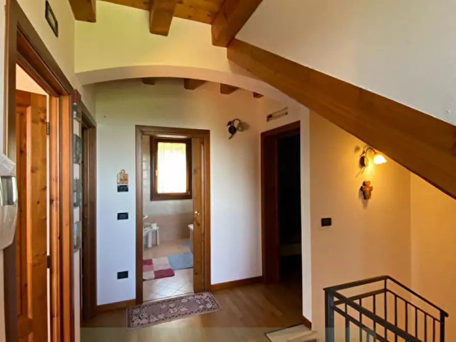 Immagine 9 di Agriturismo in vendita  in Via Belvedere a Rovolon