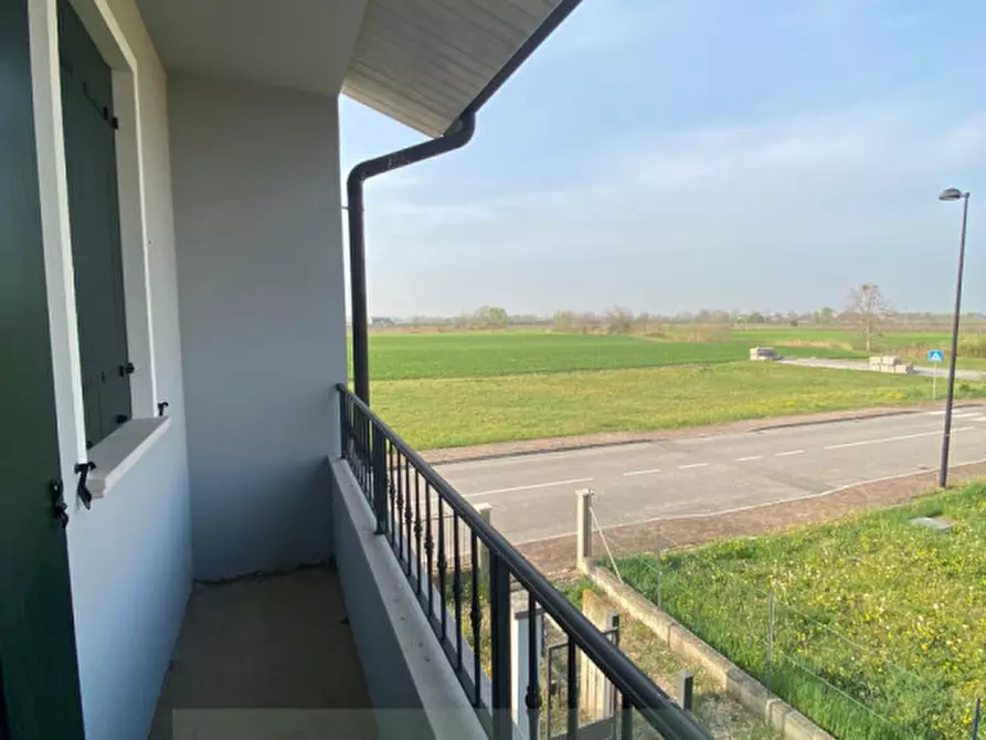 Immagine 7 di Casa trifamiliare in vendita  in Via 4 Novembre a Albettone