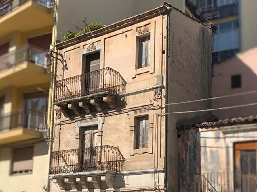 Immagine 1 di Casa indipendente in vendita  in Via Vittorio Veneto a Modica