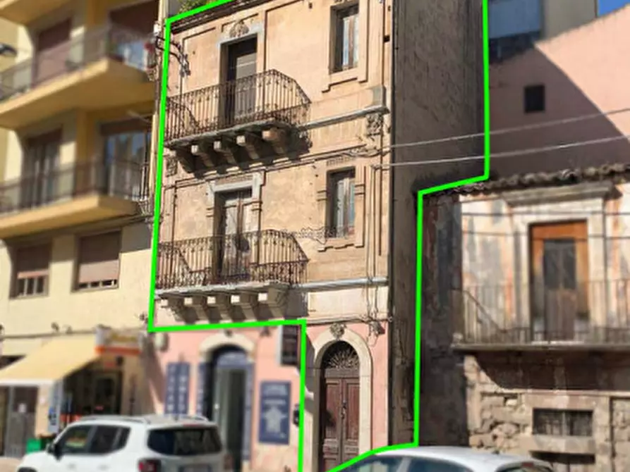 Immagine 1 di Casa indipendente in vendita  in Via Vittorio Veneto a Modica