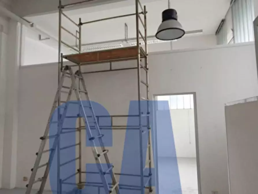 Immagine 7 di Laboratorio in affitto  in VIA ITALIA a Sesto San Giovanni