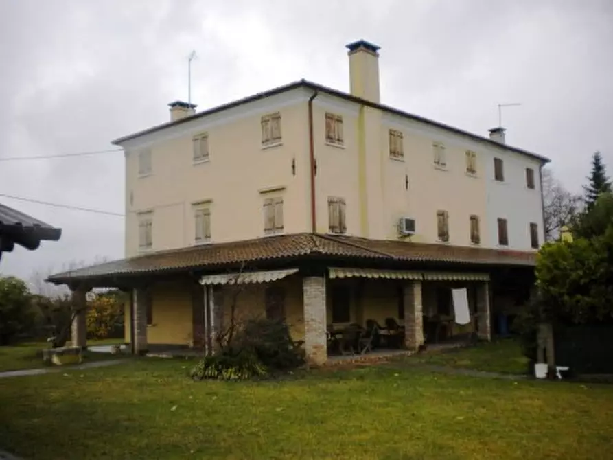 Immagine 1 di Casa indipendente in vendita  in Via Altinia, 10/a a Mogliano Veneto