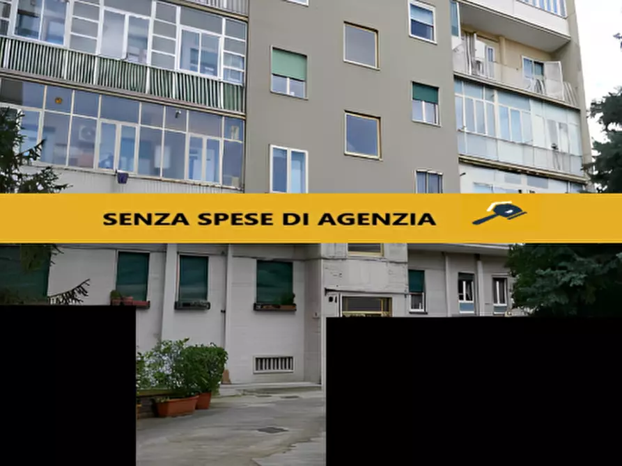 Immagine 1 di Appartamento in vendita  in Via Raffaele Morghen n. 187 a Napoli