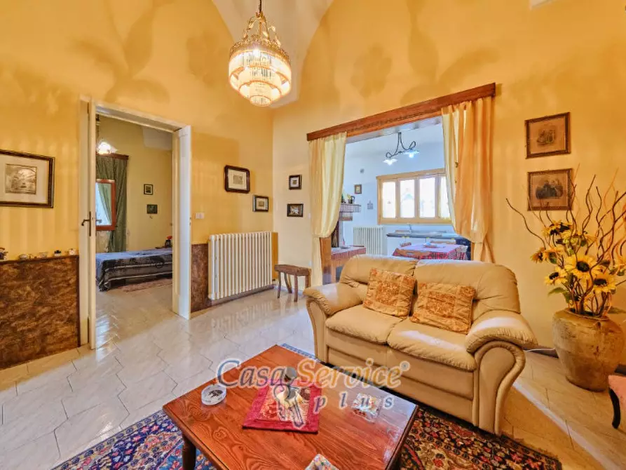 Immagine 1 di Casa indipendente in vendita  in via Verdi a Neviano