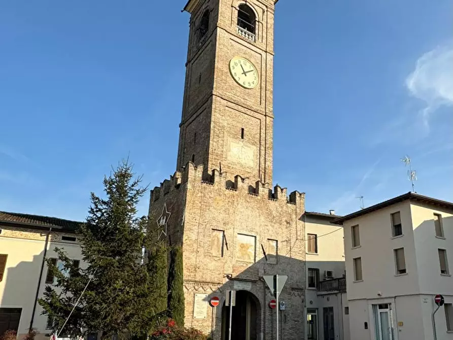 Immagine 20 di Negozio in vendita  in PIAZZA SAN SILVESTRO, 2 a Calvisano
