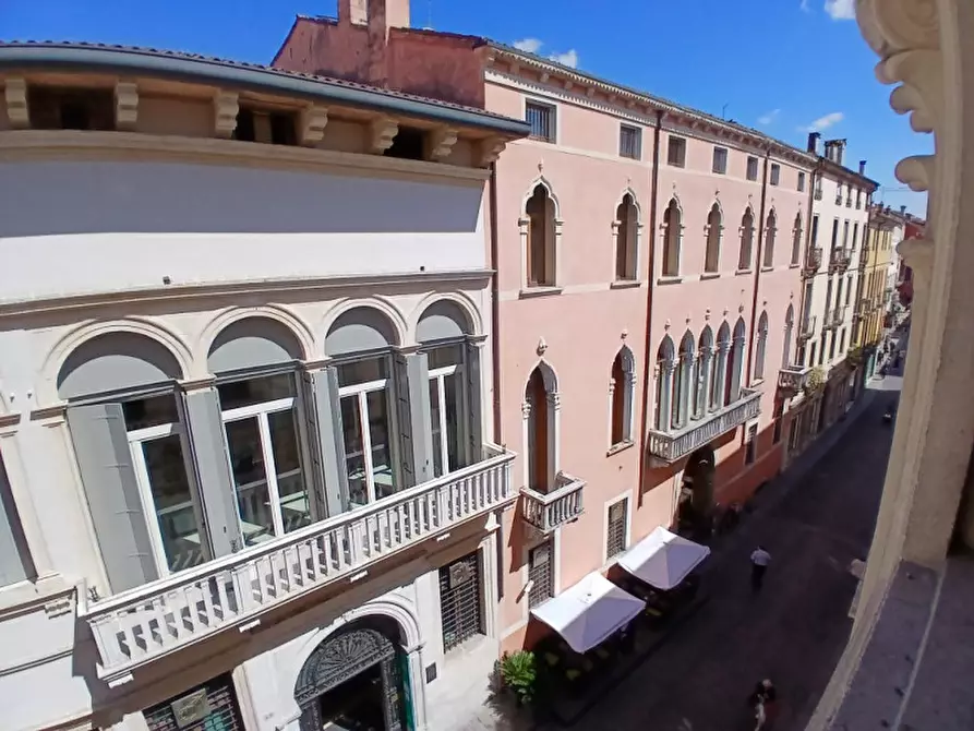 Immagine 5 di Appartamento in vendita  in Corso Palladio a Vicenza