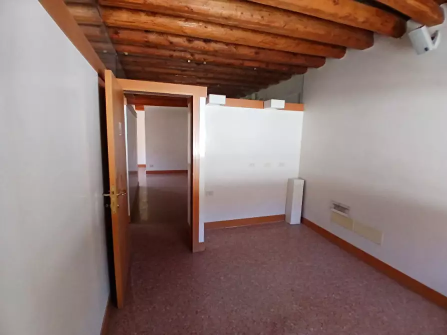 Immagine 10 di Appartamento in vendita  in Corso Palladio a Vicenza