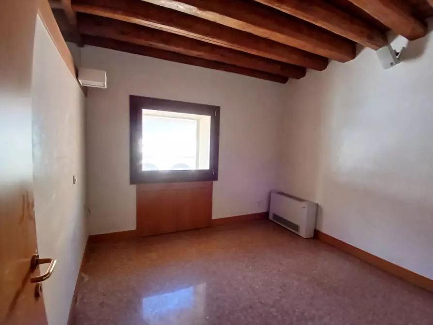 Immagine 14 di Appartamento in vendita  in Corso Palladio a Vicenza