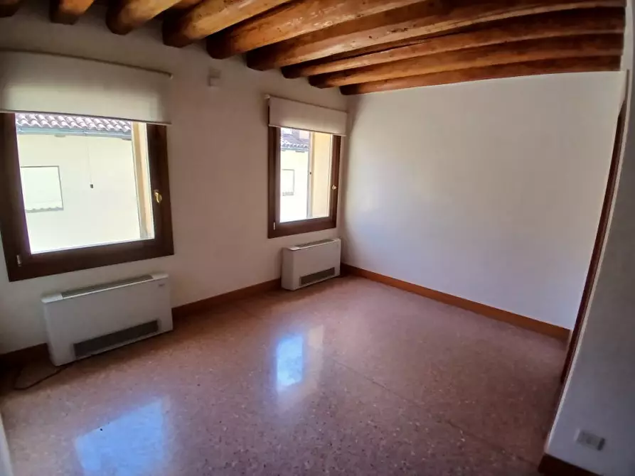 Immagine 15 di Appartamento in vendita  in Corso Palladio a Vicenza