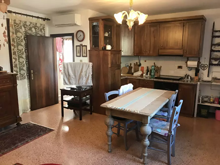 Immagine 4 di Rustico / casale in vendita  in Via Santo Stefano a Este