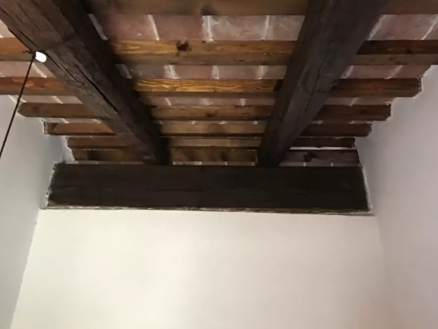 Immagine 10 di Rustico / casale in vendita  in Via Santo Stefano a Este