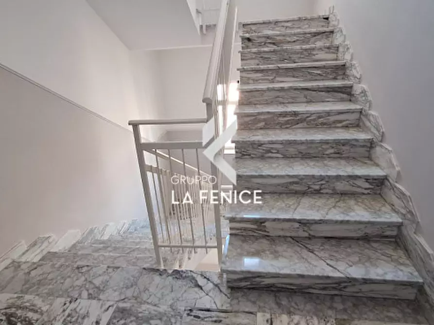 Immagine 29 di Appartamento in vendita  in via Martiri della Libertà a Locorotondo