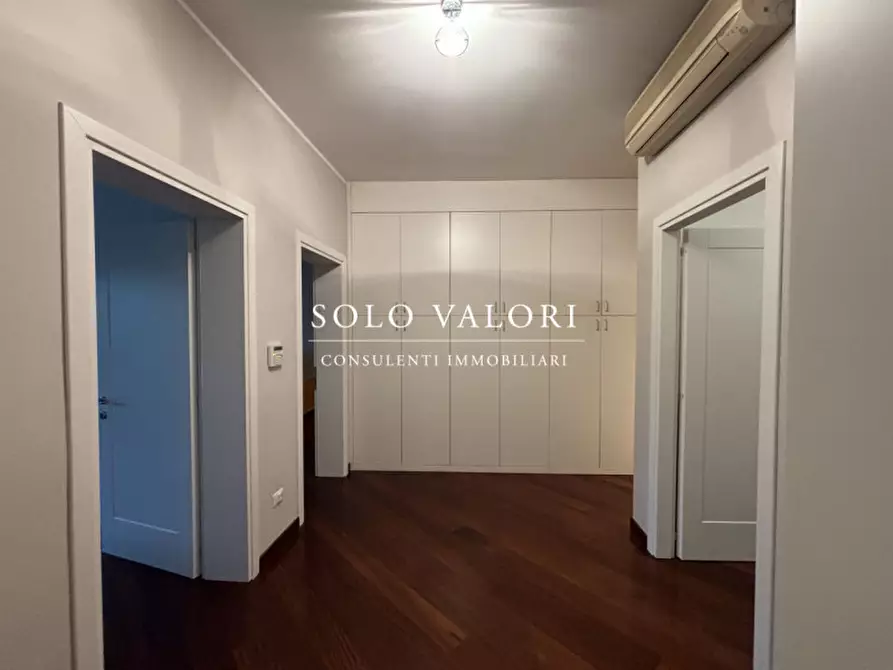 Immagine 11 di Appartamento in vendita  a Jesolo