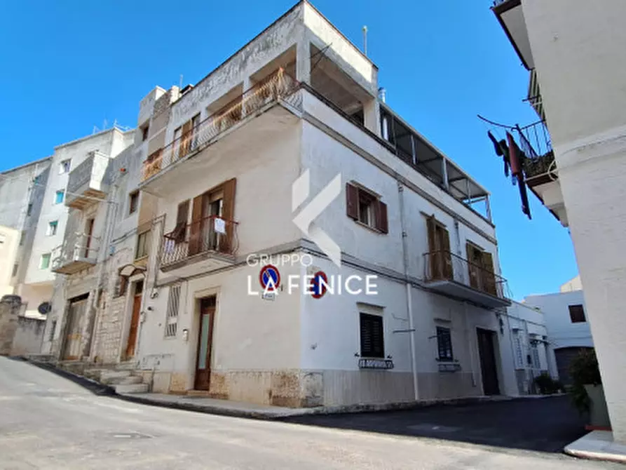 Immagine 4 di Casa indipendente in vendita  in via dei Prati a Locorotondo