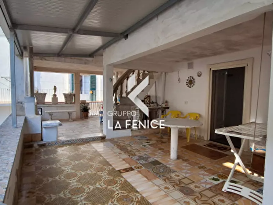 Immagine 35 di Casa indipendente in vendita  in via dei Prati a Locorotondo