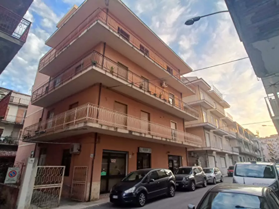 Immagine 1 di Appartamento in vendita  in via aldo moro a Barcellona Pozzo Di Gotto