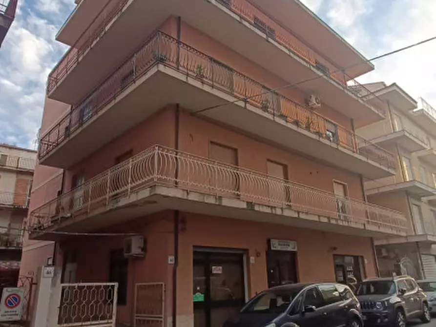 Immagine 37 di Appartamento in vendita  in via aldo moro a Barcellona Pozzo Di Gotto