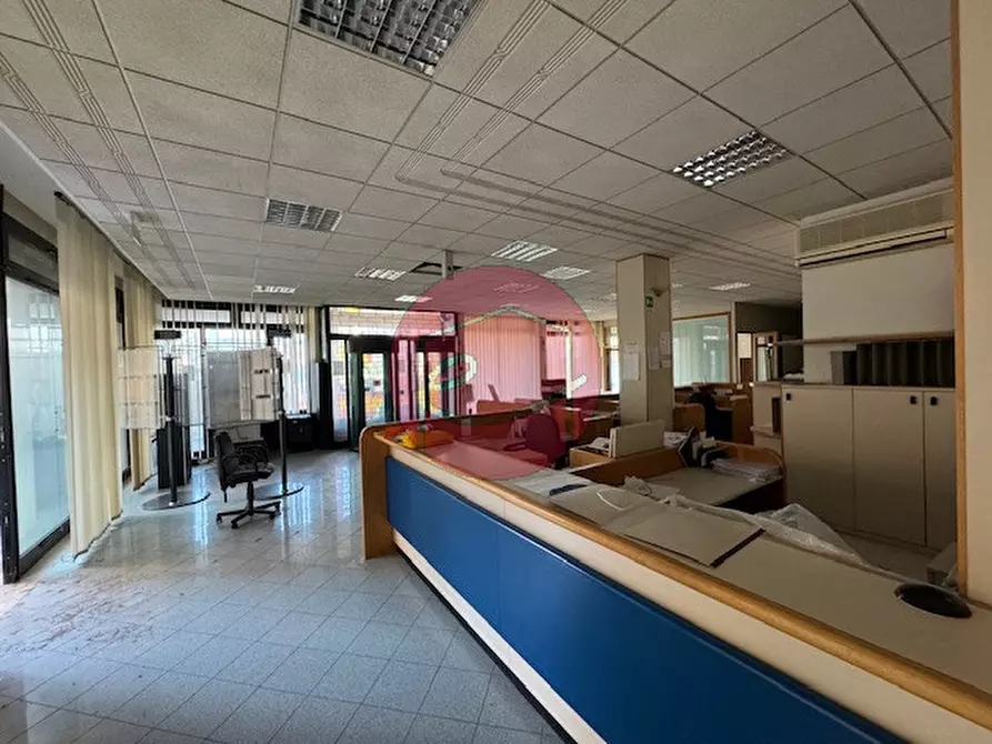 Immagine 8 di Negozio in vendita  in PIAZZA DEL POPOLO BELLARIA a Bellaria-Igea Marina