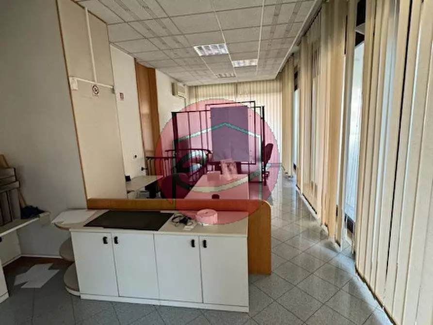 Immagine 9 di Negozio in vendita  in PIAZZA DEL POPOLO BELLARIA a Bellaria-Igea Marina