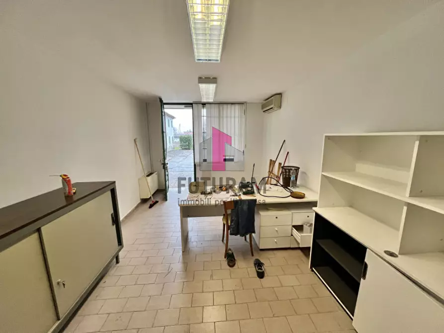 Immagine 18 di Laboratorio in affitto  in VIA STRADELLE a Stra