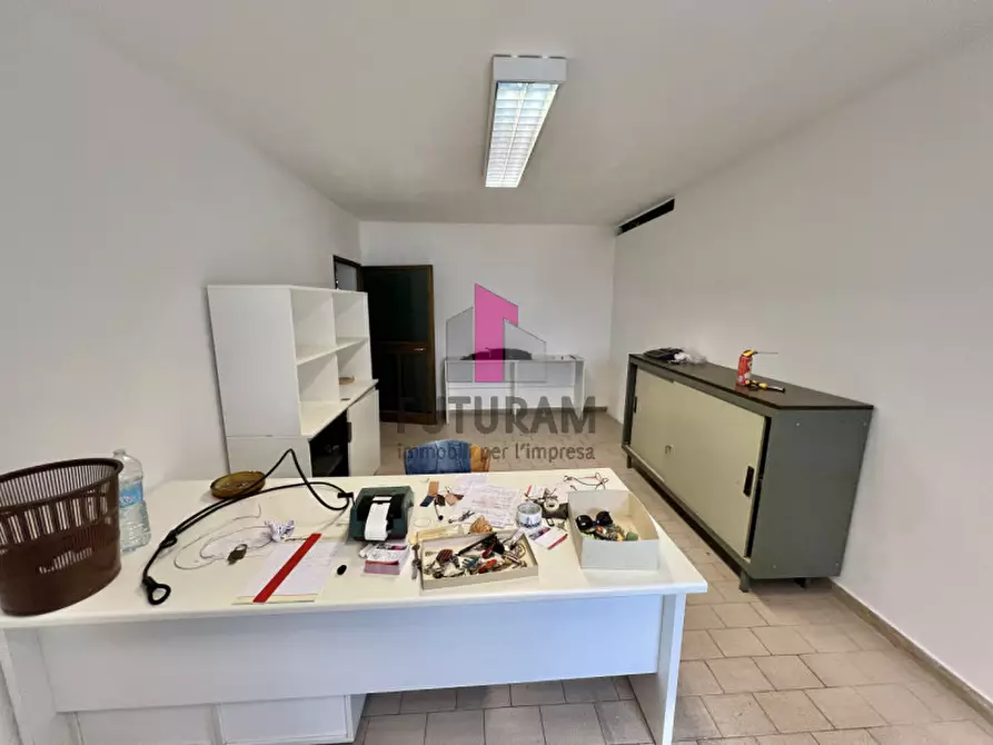 Immagine 19 di Laboratorio in affitto  in VIA STRADELLE a Stra