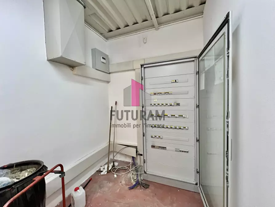 Immagine 22 di Laboratorio in affitto  in VIA STRADELLE a Stra