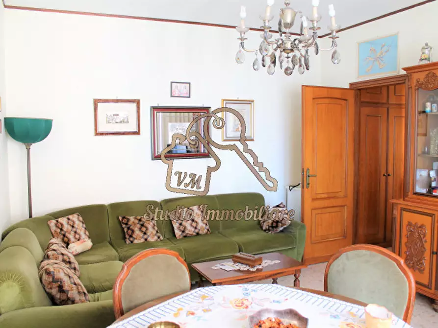 Immagine 5 di Appartamento in affitto  in Via Cassia,928 a Roma