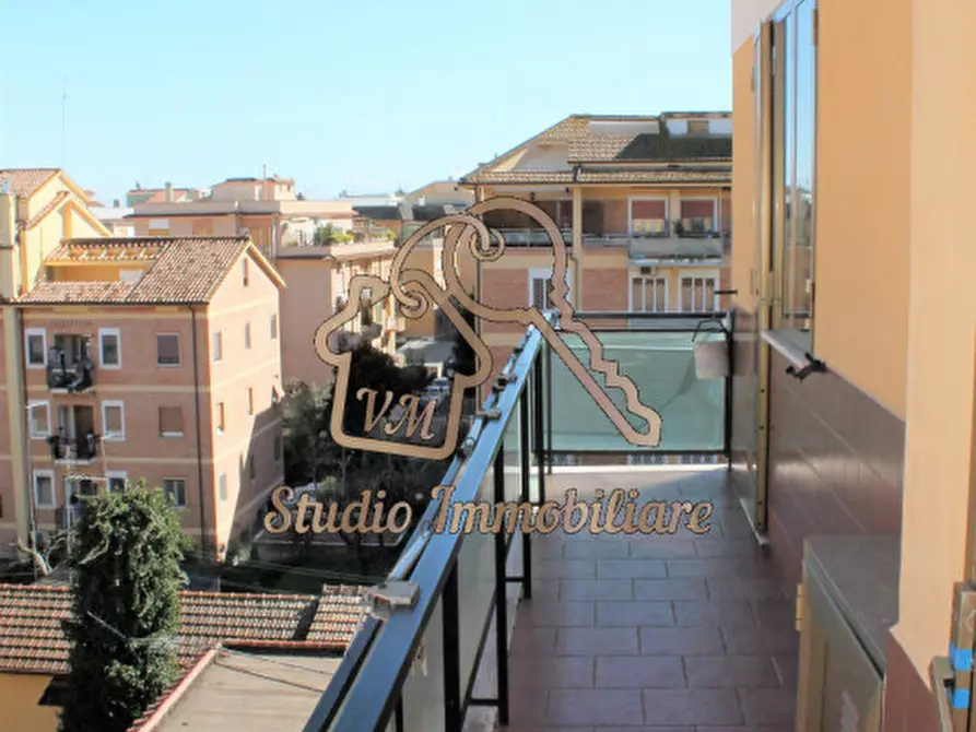 Immagine 5 di Appartamento in affitto  in Via Cassia,928 a Roma