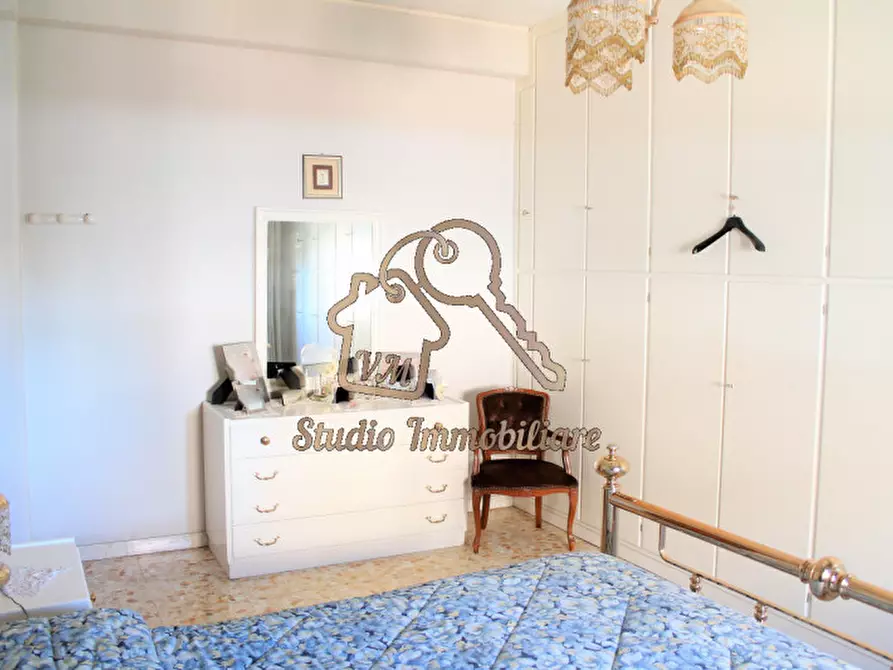 Immagine 11 di Appartamento in affitto  in Via Cassia,928 a Roma