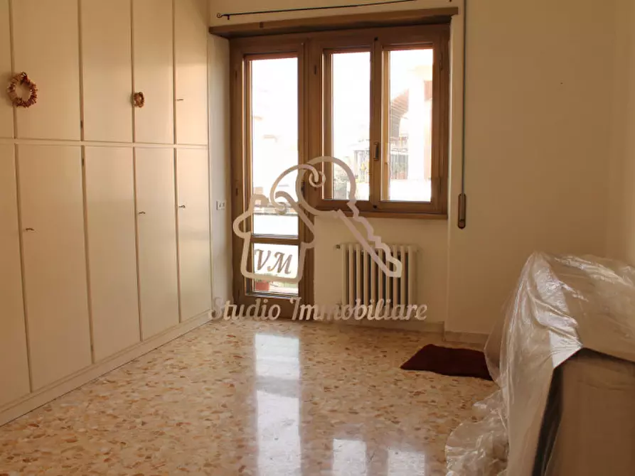 Immagine 11 di Appartamento in affitto  in Via Cassia,928 a Roma