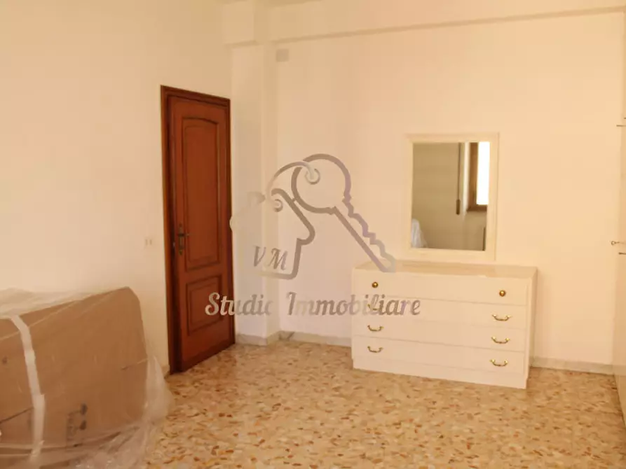 Immagine 13 di Appartamento in affitto  in Via Cassia,928 a Roma