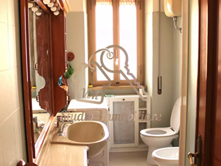 Immagine 17 di Appartamento in affitto  in Via Cassia,928 a Roma