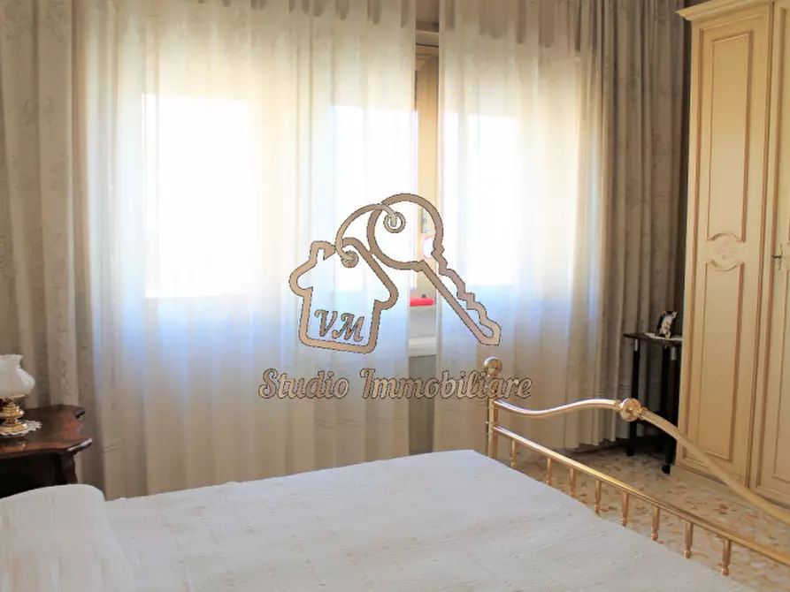 Immagine 16 di Appartamento in affitto  in Via Cassia,928 a Roma