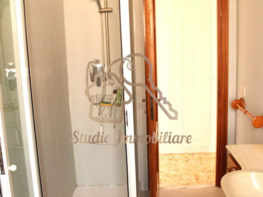 Immagine 18 di Appartamento in affitto  in Via Cassia,928 a Roma